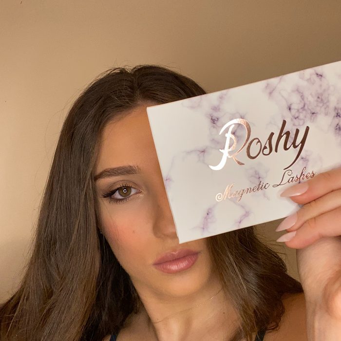 Roshy lashes look 3